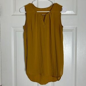 Mustard Yellow Sleeveless Lightweight Summer Vacation Tank Top Women Size S